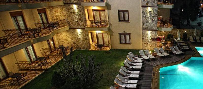 νηρηίδες Ξενοδοχείο με διαμερίσματα Χανιώτη